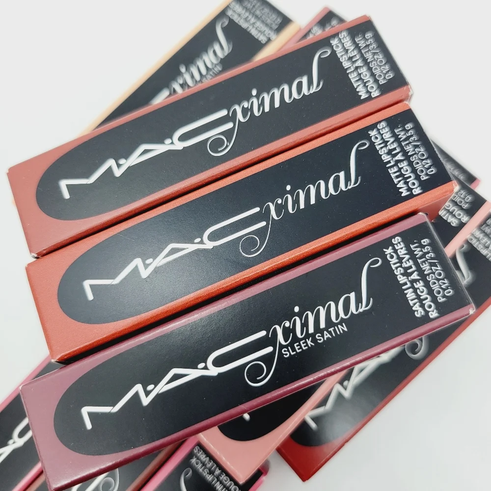MAC Cosmetics silky matte